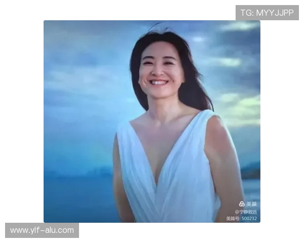 足球明星在亚洲的爱情故事与他们的妻子们的生活点滴揭秘