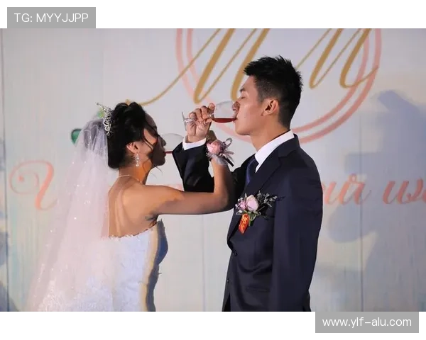 足球明星喜迎女儿降临家庭幸福瞬间温馨时刻尽显父爱光辉 足球明星喜迎女儿降临家庭幸福瞬间温馨时刻尽显父爱光辉